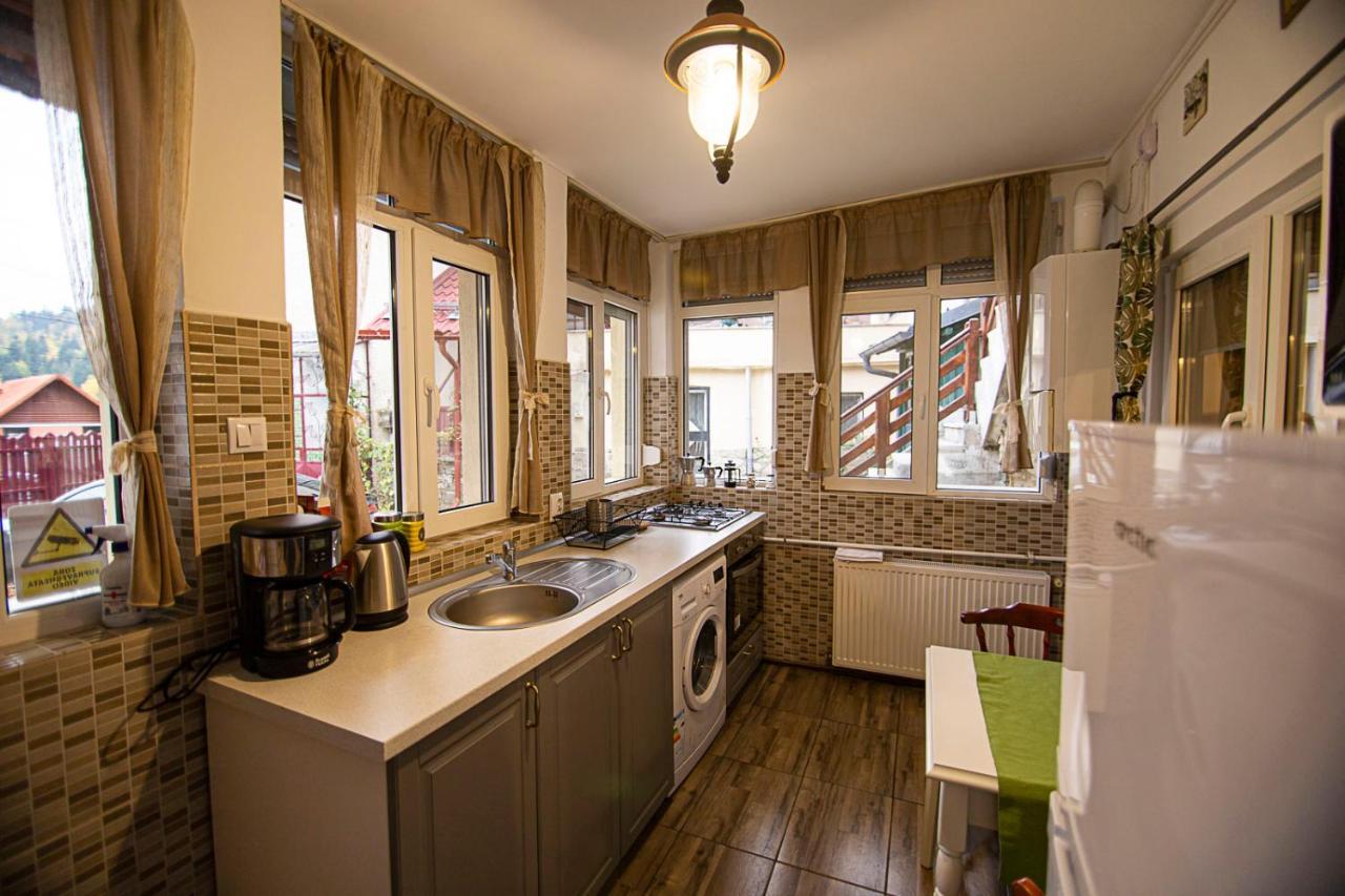 Casa Sara Apartment Синая Екстериор снимка