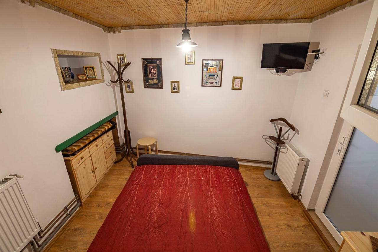 Casa Sara Apartment Синая Екстериор снимка