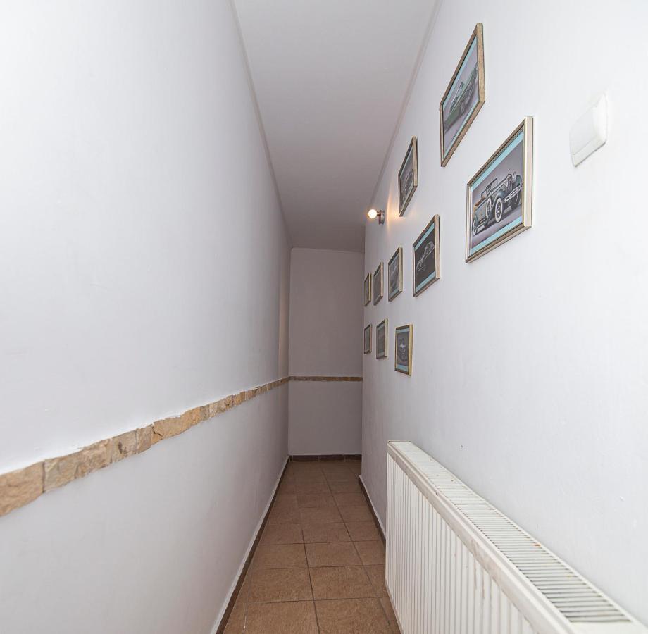 Casa Sara Apartment Синая Екстериор снимка