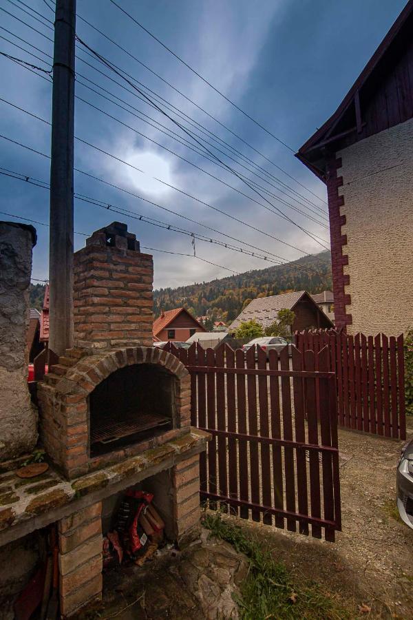 Casa Sara Apartment Синая Екстериор снимка