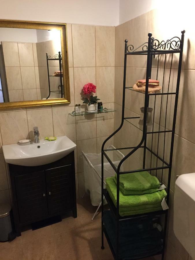 Casa Sara Apartment Синая Екстериор снимка